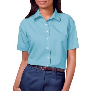 Ladies Short Sleeve Shirt - Ladies polyester / cotton poplin pocketless short sleeve dress shirt.